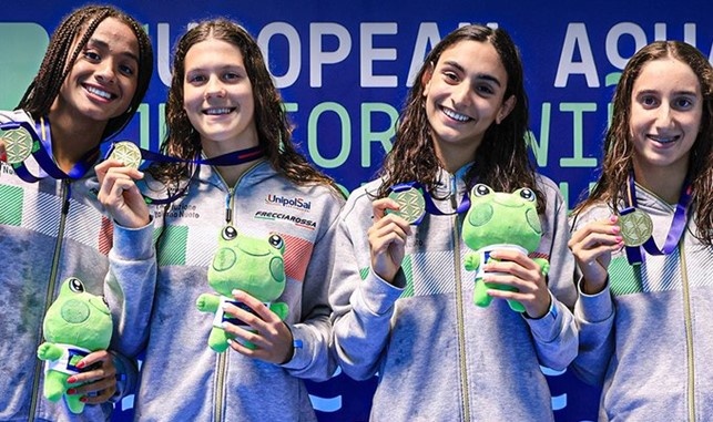 staffetta 4x100 sl femminile - italia