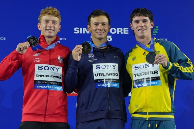 podio 200 farfalla maschile