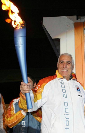 Pizzo con la torcia olimipca