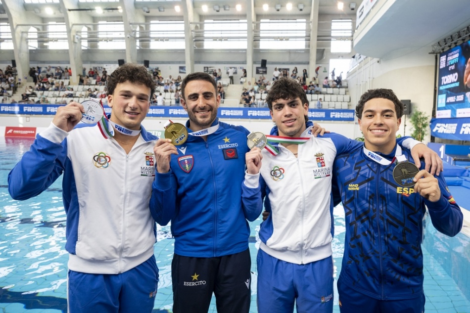 podio trampolino 3mt maschile