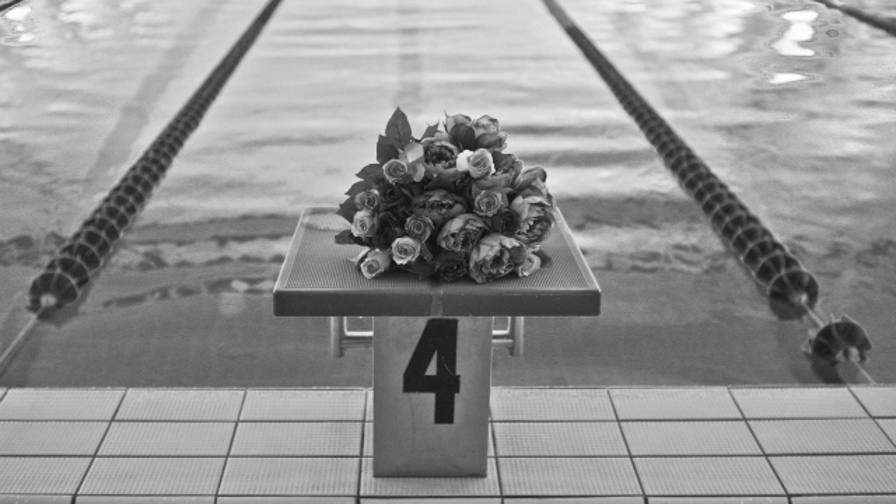 CADUTI DI BREMA-MAZZO DI FIORI CADUTI DI BREMA-MAZZO DI FIORI