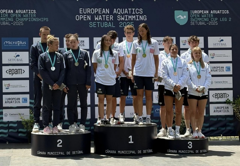 podio staffetta 4x1500 mixed U19 podio staffetta 4x1500 mixed U19