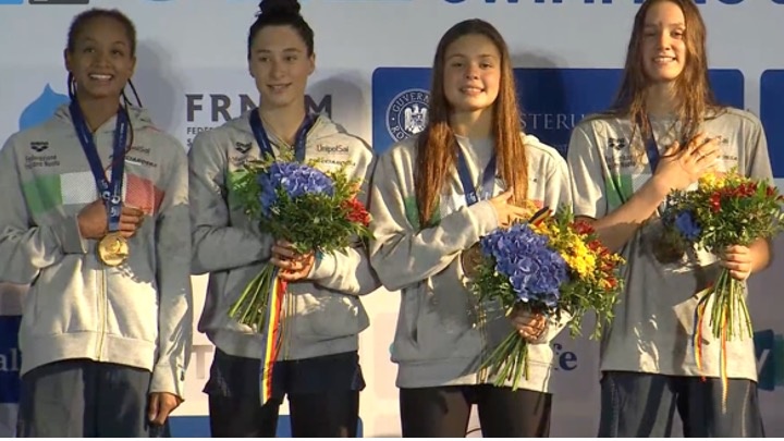 4x100 sl femminile azzurra 4x100 sl femminile azzurra