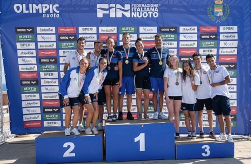 podio 4x1250 mixed podio 4x1250 mixed