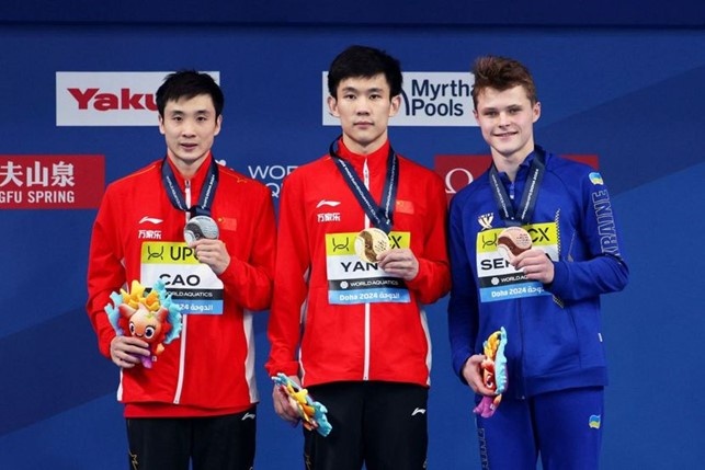 podio piattaforma maschile podio piattaforma maschile