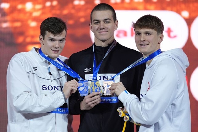 podio 100 dorso maschile podio 100 dorso maschile