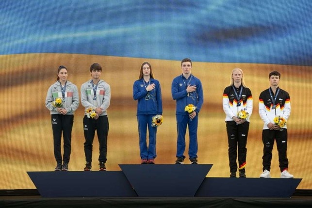 podio piattaforma sincro mixed