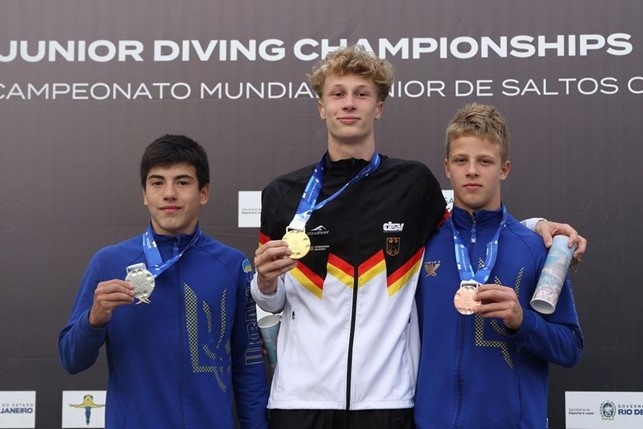 podio trampolino 3 mt maschile