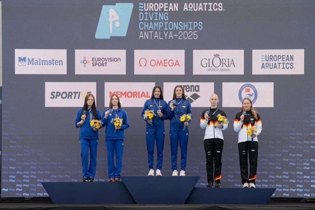 podio piattaforma sincro femminile