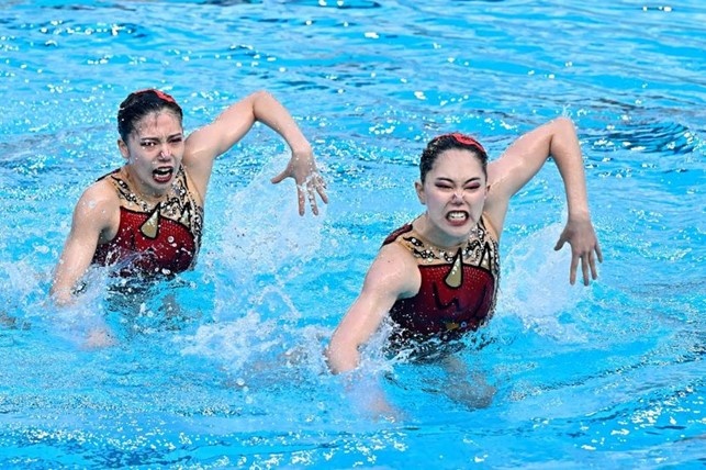 Uta Kobayashi e Tomoka Sato Uta Kobayashi e Tomoka Sato