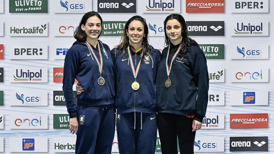podio 50 farfalla femminile