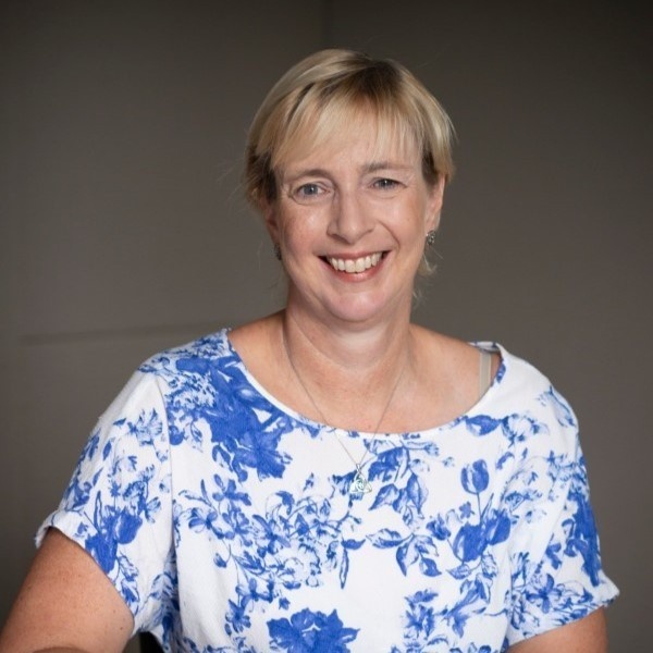 michelle gallen aus michelle gallen aus