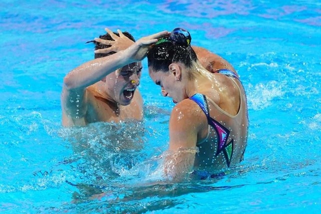 Dennis Gonzalez Boneu e Mireia Hernandez Luna 