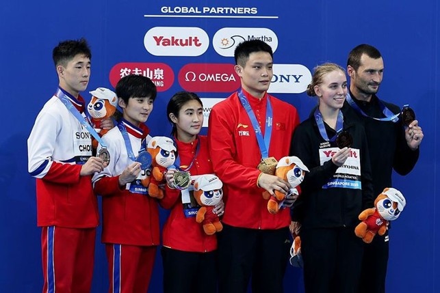 podio piattaforma sincro mixed