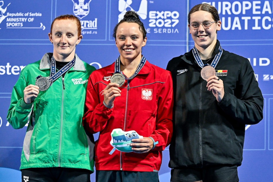 podio 100 dorso femminile podio 100 dorso femminile