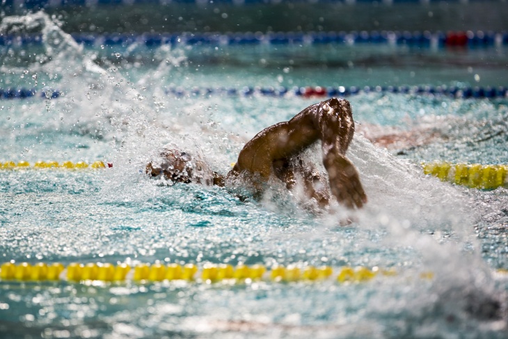 Filippo Magnini impegnato nei 200 stile libero a Torino